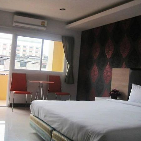 Orange Grand Hotel Ban Khlong Phruan Exterior foto